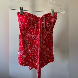 Red Sleeveless Crop Top